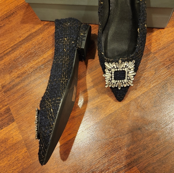 C.PARAVANO Crystal Buckle Flats Size 6.5 US / 37 EU  Perfect For Holidays - Picture 6 of 6